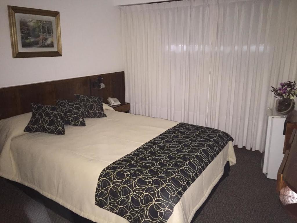 Hotel Morales San Clemente del Tuyú Exteriör bild